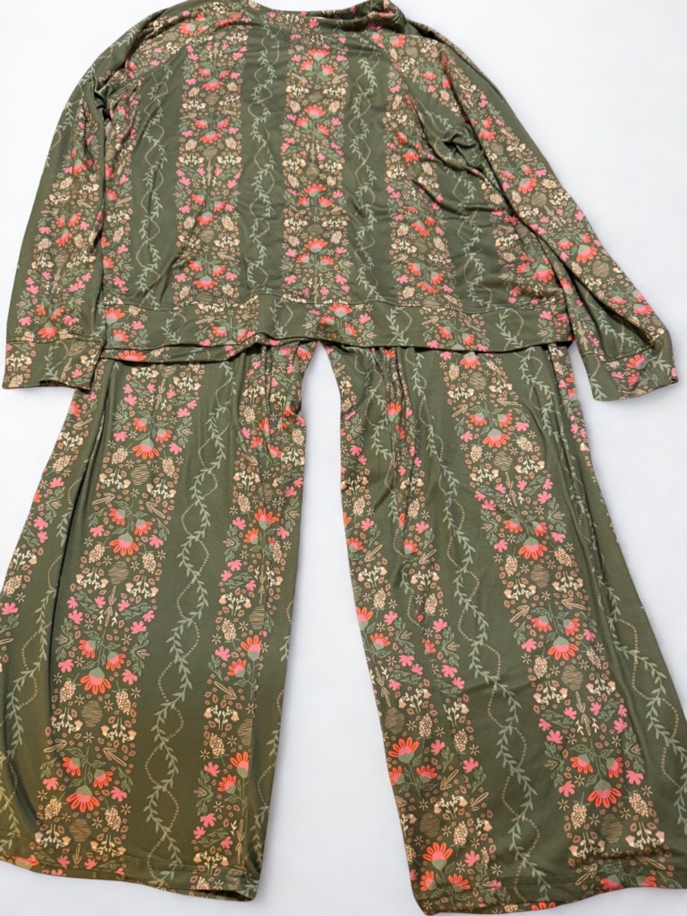 Mary Square M Olive Green Floral 2 Piece Lounge Pajama Set Wide Leg